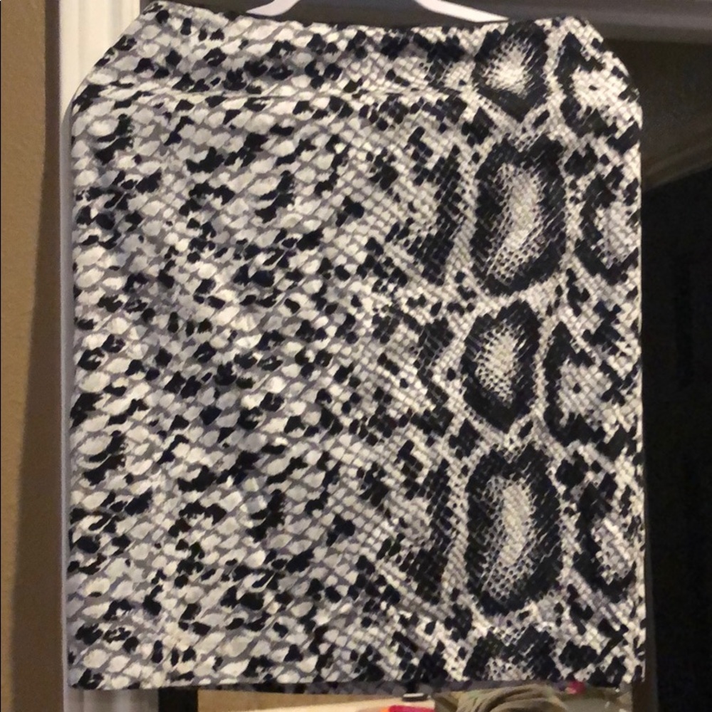Women’s skirt